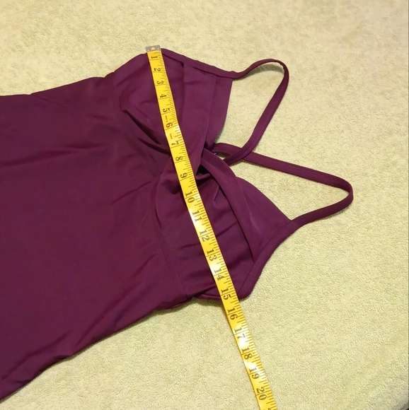 Athleta Twister Tankini Swim Tank Cross Back Burgundy Berry Sz36B/C - Picture 11 of 13
